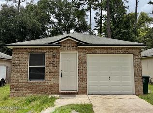 8173 Woods Ave, Jacksonville, FL 32216