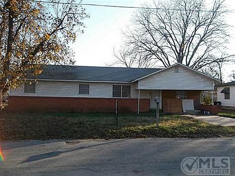 1st image of 406 E College Ave