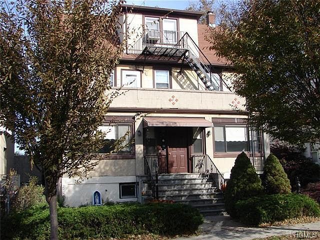 1st image of 22 Fawcett St APT 2