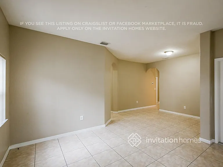 18051 SW 144th Ct — Photo 4