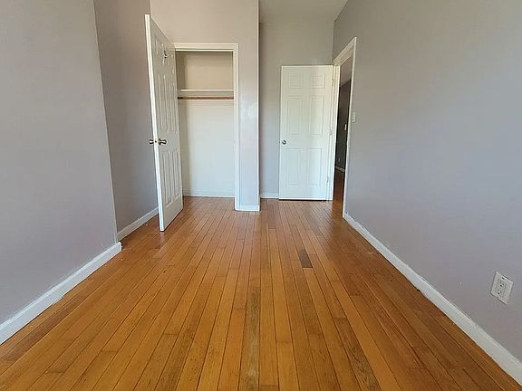3rd image of 587 Halsey St #4E