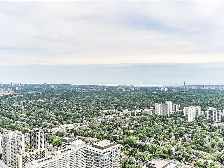 8 Eglinton Ave E #Penthouse 5801 — Photo 30