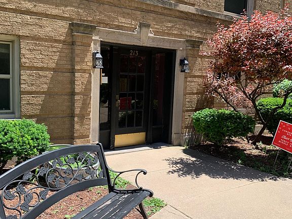 3rd image of 213 Washington Blvd APT 3N