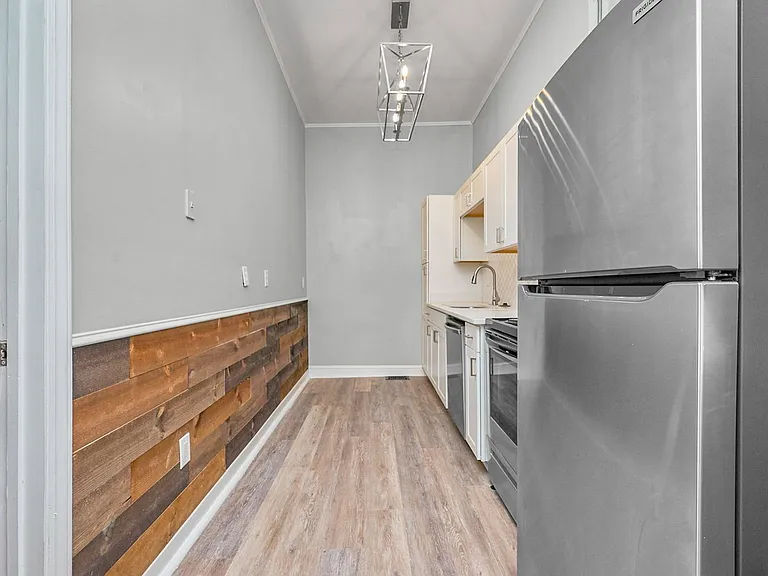 2215 W Grace St #1 — Photo 12