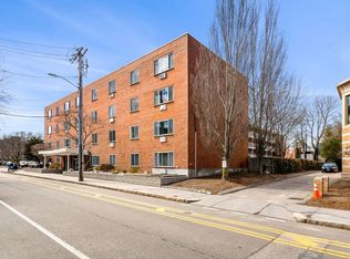 50 Green St APT 205, Brookline, MA 02446