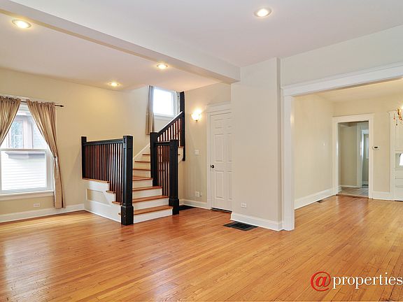 Living Room / Dining Room