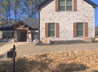 15 Sorprendente Ln, Hot Springs Village, AR 71909