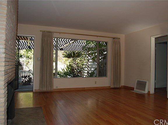 4th image of 521 Ramona Ave