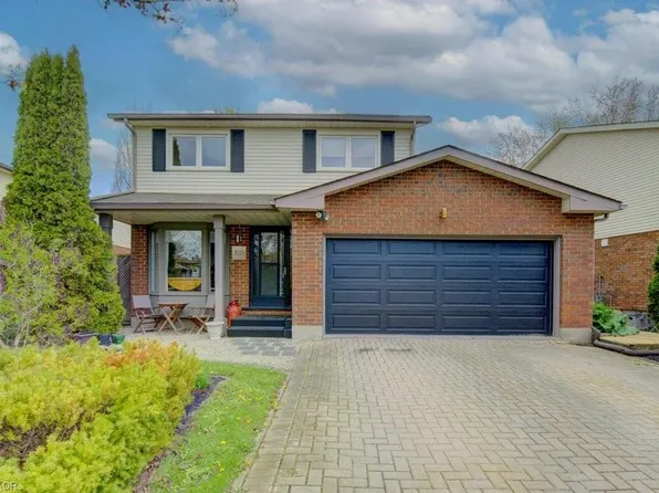 108 Clearwater Cres, Waterloo, ON N2V 1L8