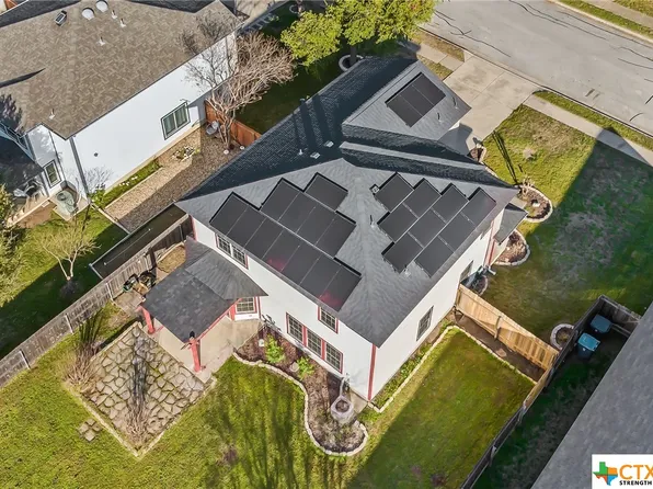 106 Bexar Forest Cv, Elgin, TX 78621