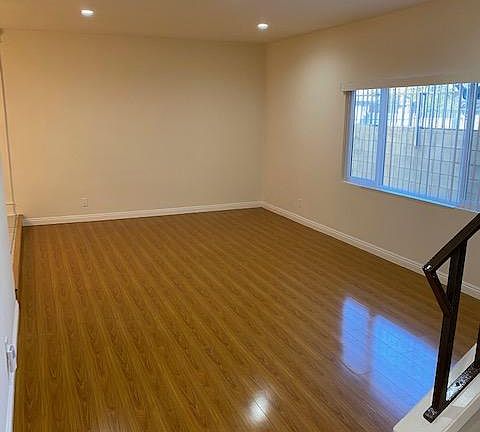 2nd image of 7118 Coldwater Canyon Ave APT 2