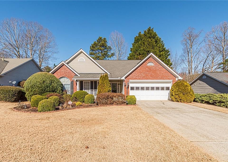 1st image of 917 Ashley Crossing Ln