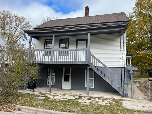 1017 W 7th St, Michigan City, IN 46360