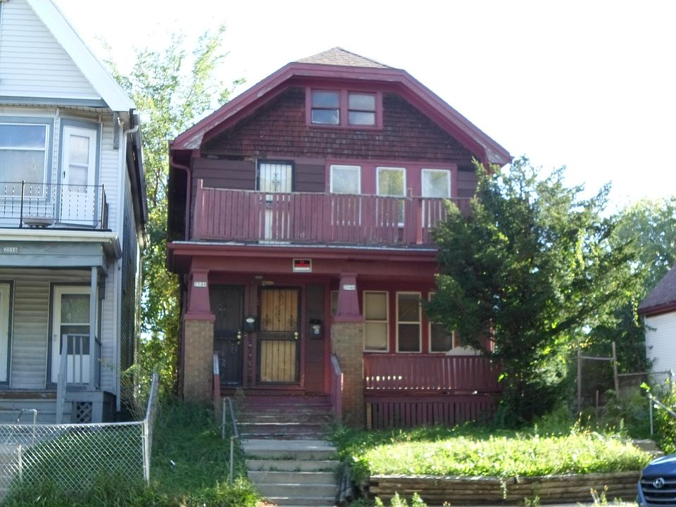 1st image of 2546 W Medford Ave #2548