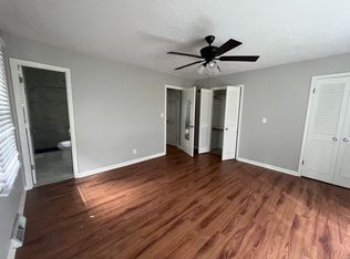 1001 SW Azure Ave, Blue Springs, MO 64015