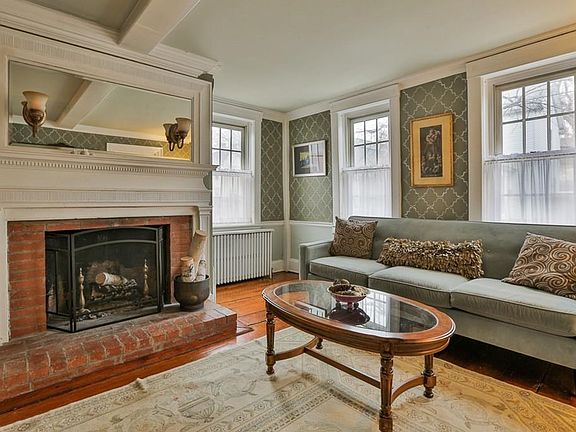 3rd image of 71 Prospect St