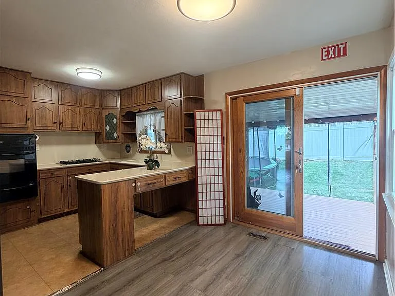 2521 S Lumber St — Photo 4