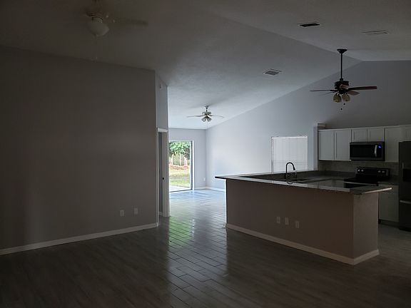 2nd image of 2752 Tolworth Ave