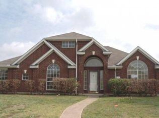 2914 Pecan Meadow Dr, Garland, TX 75040