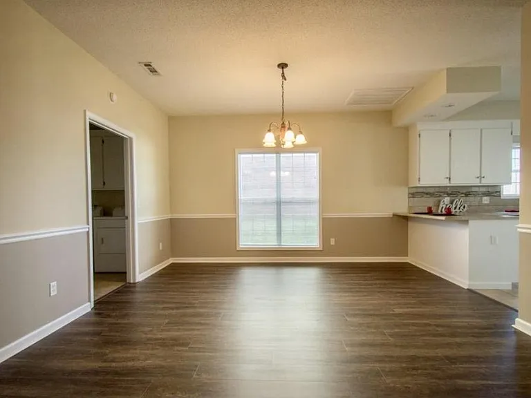 210 Wakefield Way — Photo 8