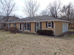 1619 Audubon Rd, Vincennes, IN 47591