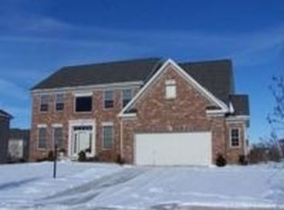 8940 Carnation Dr, Noblesville, IN 46060