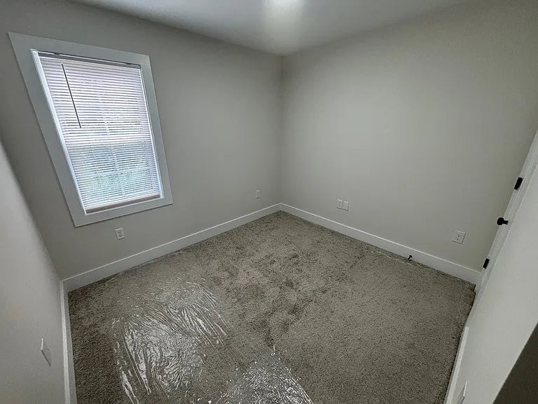 104 N Slocumb St — Photo 9