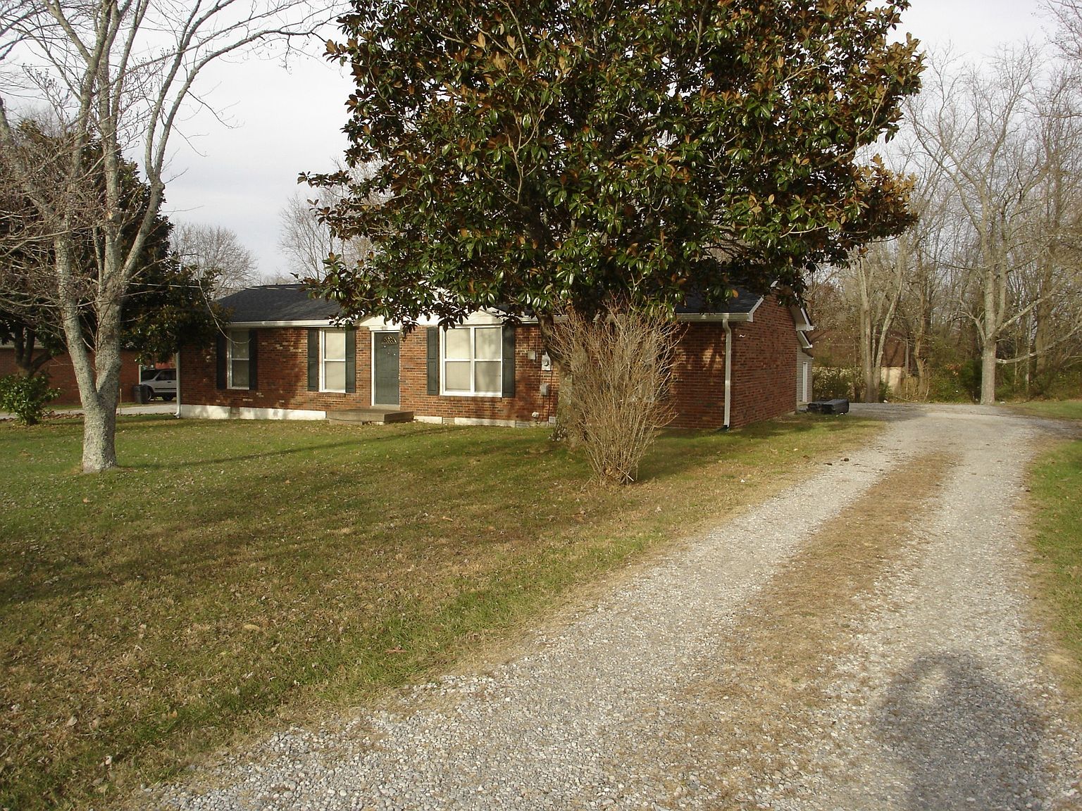 2101 Old Greenbrier Pike, Greenbrier, TN 37073 Zillow
