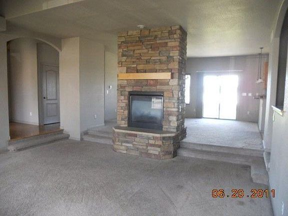 5th image of 564 Lakewood Ct