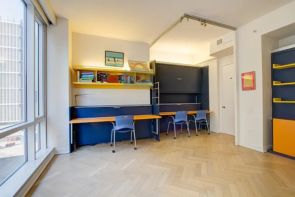 Sold by Compass | media 14