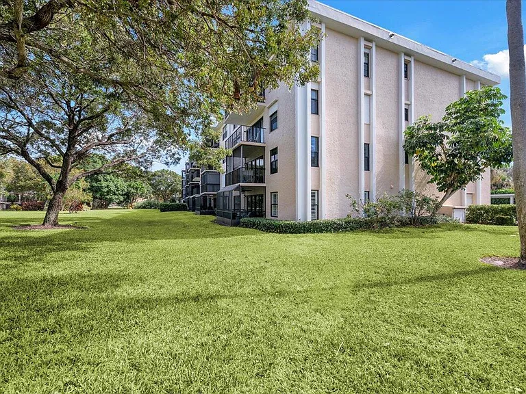 300 N Highway A1A #101H — Photo 28