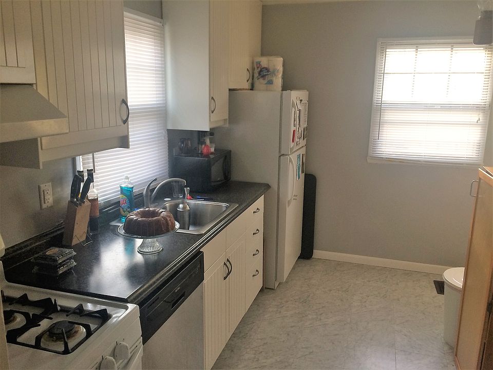 Light kitchen