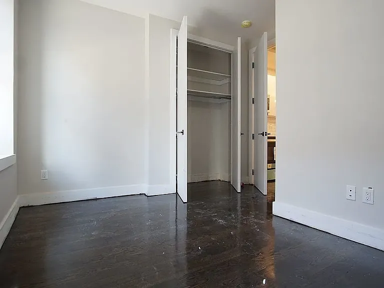 1591 Sterling Pl #2D — Photo 2