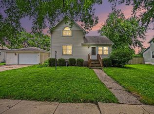304 N Maple St, Grant Park, IL 60940