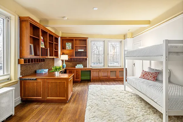 Sold by Douglas Elliman | media 25