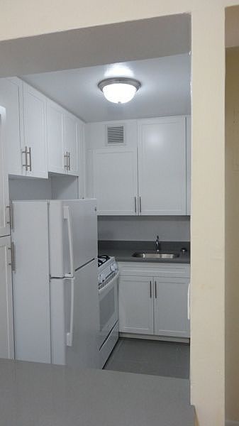 1st image of 12330 83rd Ave APT 5C
