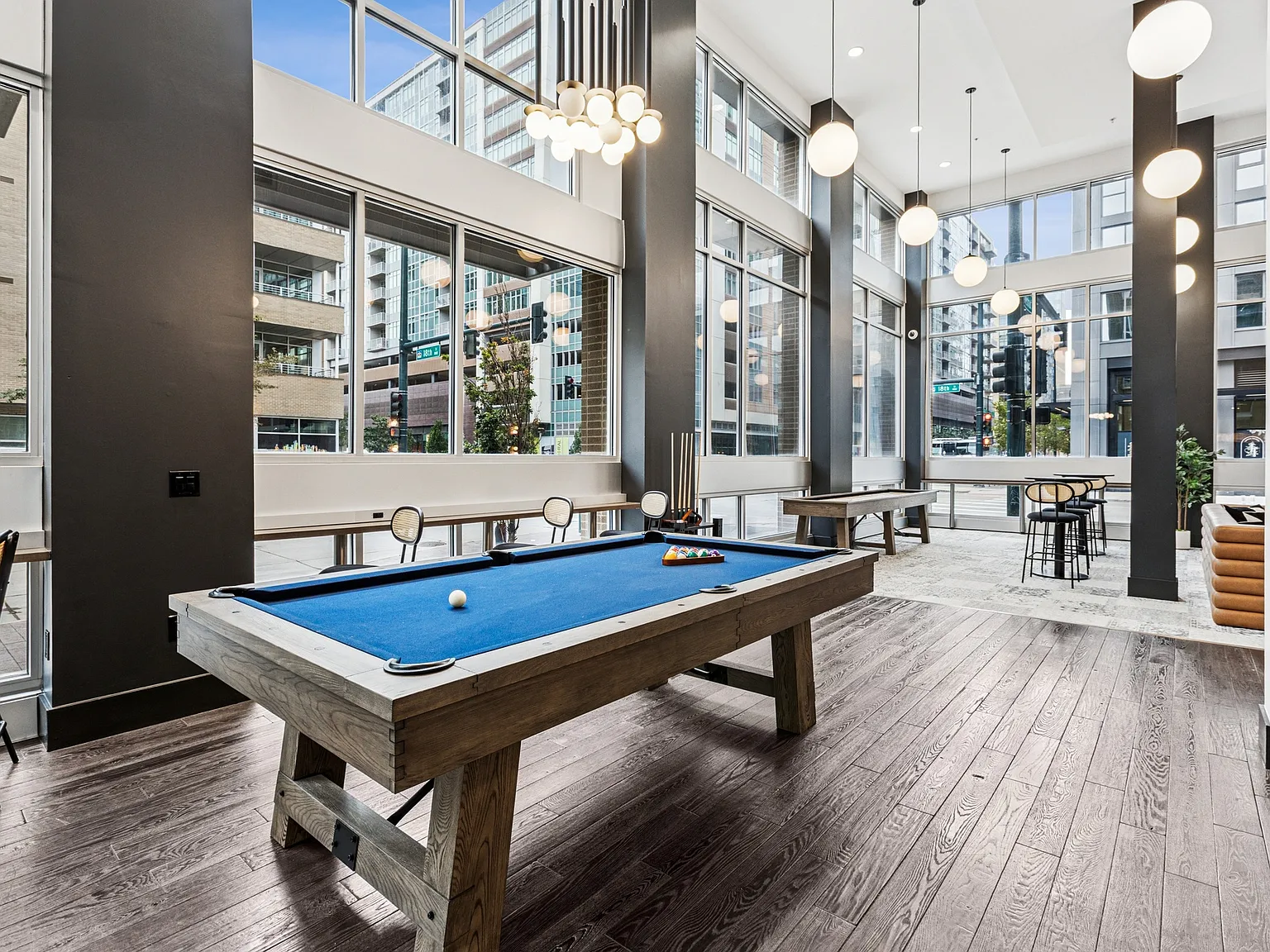 City House Apartments — Photo 4