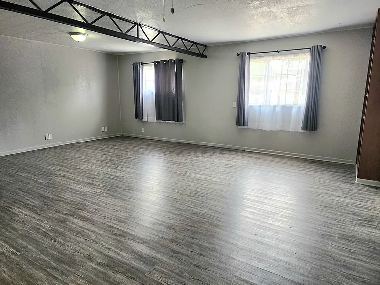 124 New Mexico Dr — Photo 12