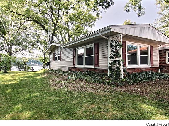 3rd image of 30247 Woodland Ln