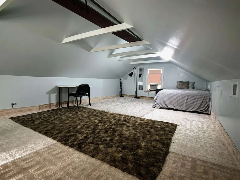 141 Forrest Ave #5