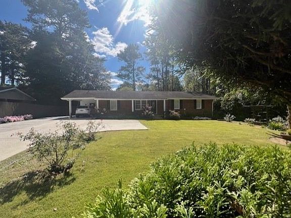 3rd image of 54 Church Rd SE