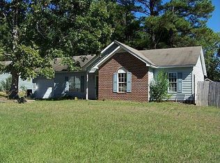5125 Laurel Ridge Dr, Sanford, NC 27332