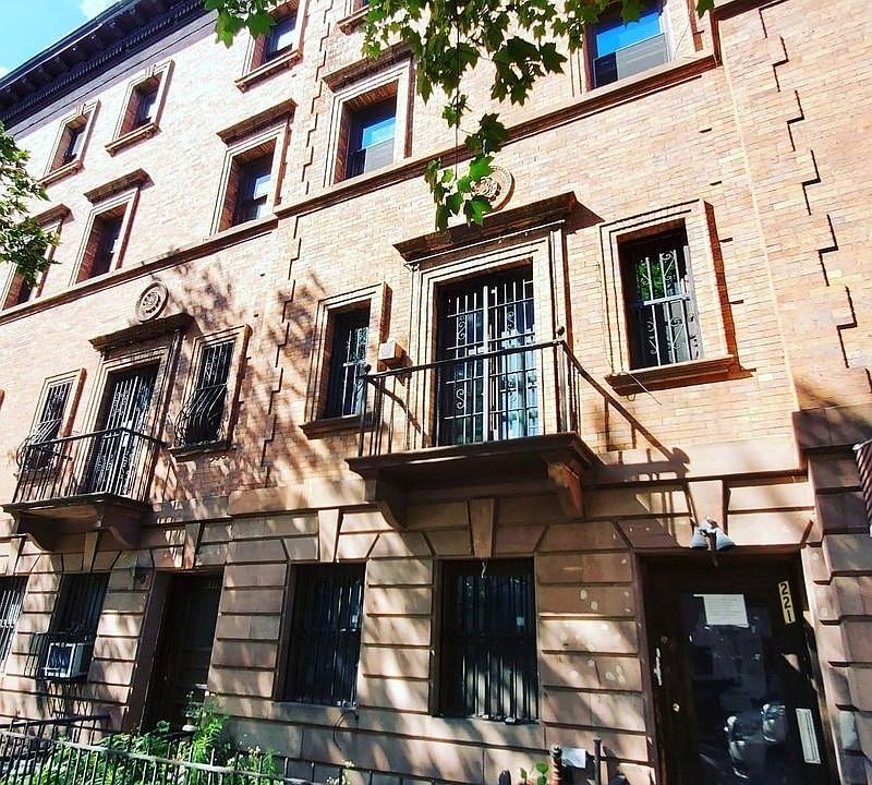 1st image of 221 W 139th St #3F