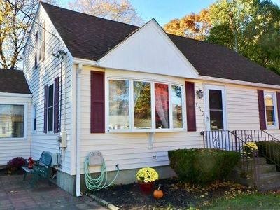 135 Lockwood St, West Warwick, RI, 02893