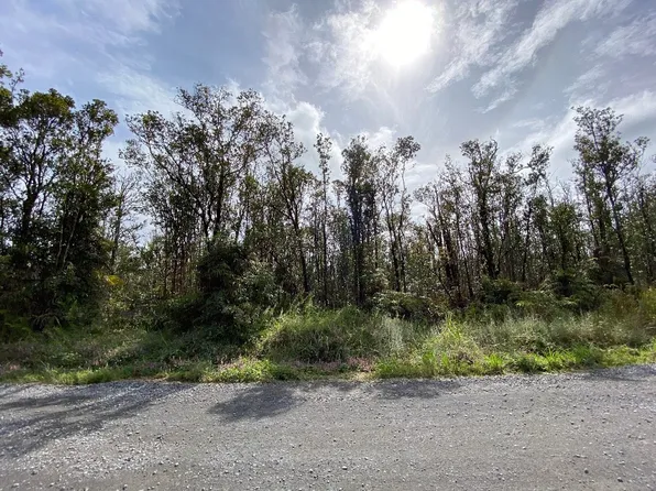 Makoa Rd, Volcano, HI 96785