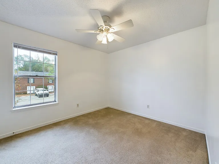 3150 Belle Meade Dr #B — Photo 18