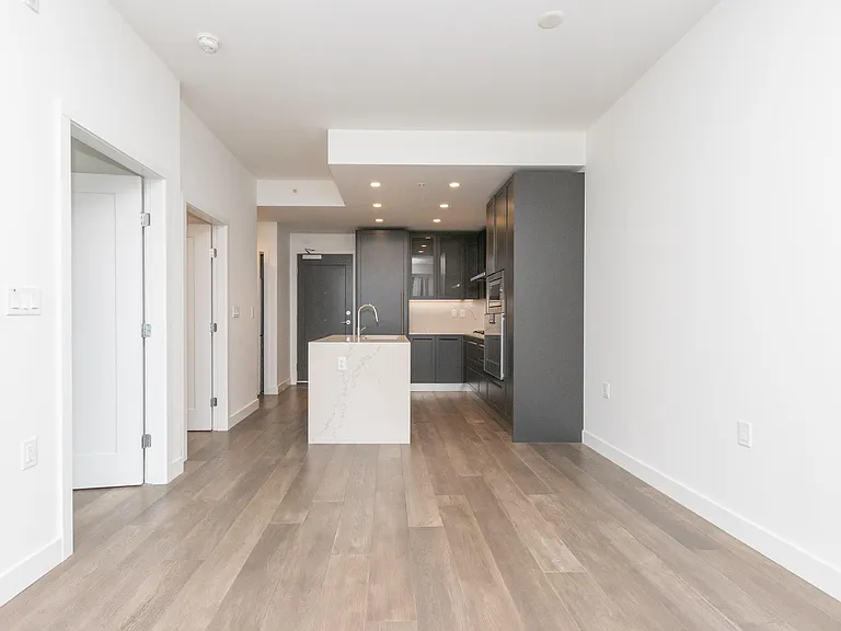5733 Alberta St #305 — Photo 6