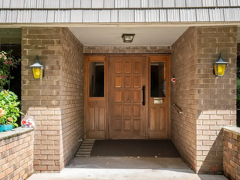 60 Rambling Brook Ln #B3