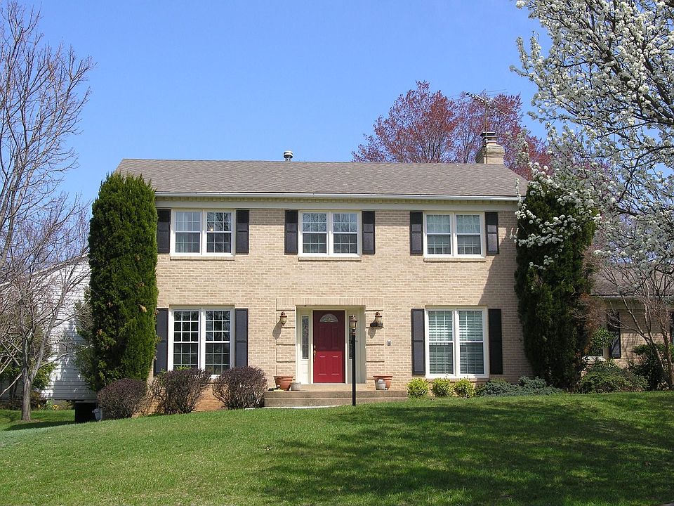 1st image of 9090 Wexford Dr