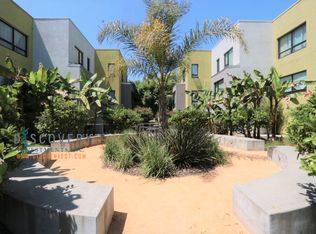 307 Zephyr Dr, Oakland, CA 94607